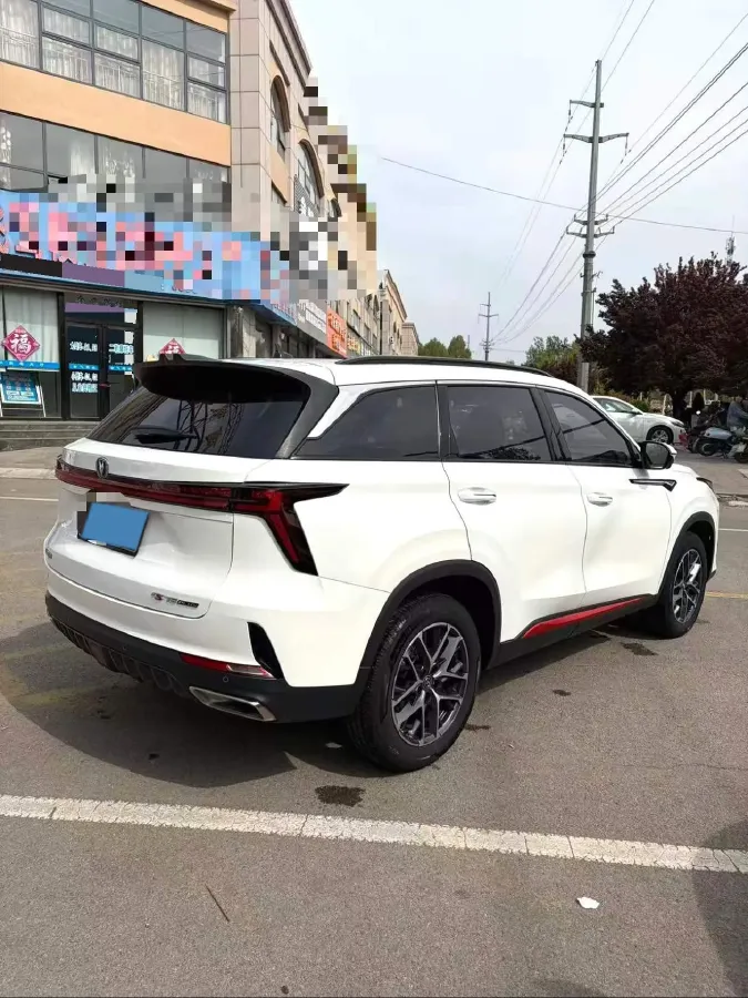 2023 ChangAn CS75 Plus 1.5T 188HP L4 8AT,autocango,china used car exporter,china ev exporter,chinese used car exporter,chinese used ev exporter