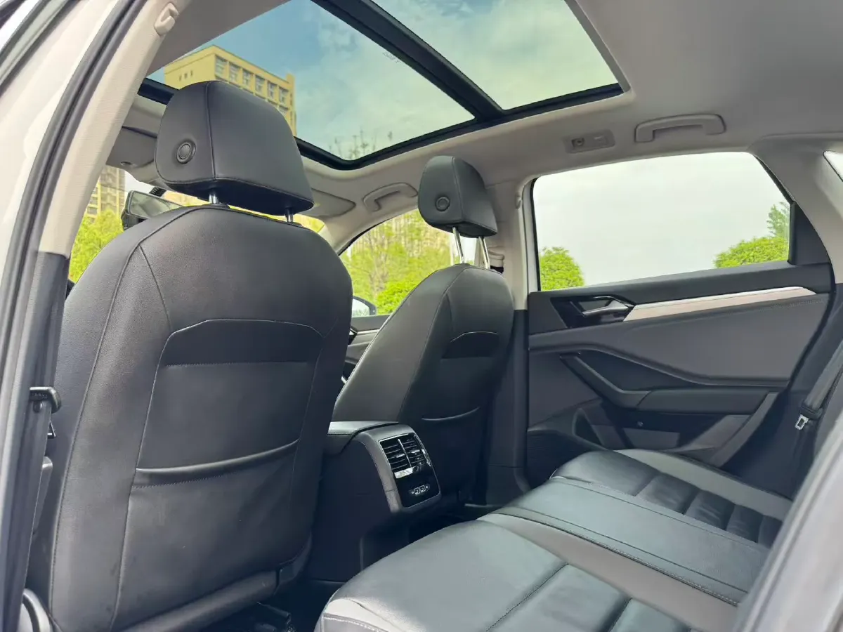 2021 Volkswagen Sagitar 1.4T 150HP L4 7DCT,autocango,china used car exporter,china ev exporter,chinese used car exporter,chinese used ev exporter