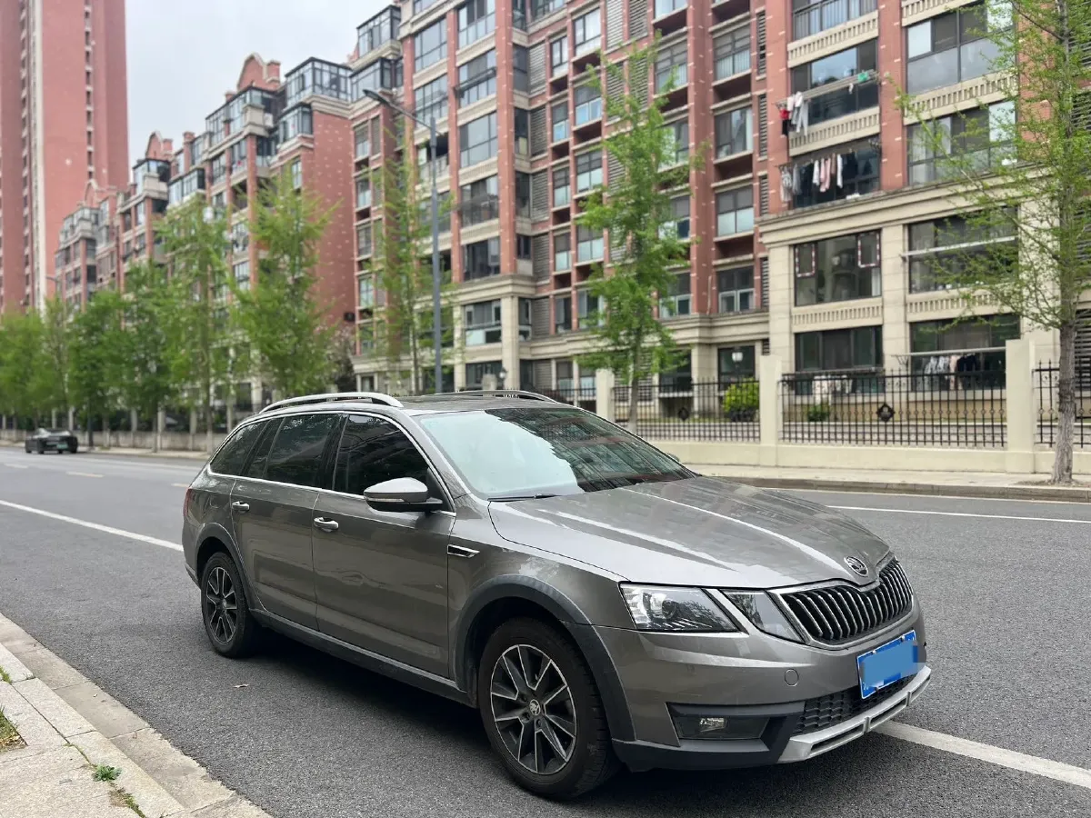 2018 Skoda Octavia 1.2T 116HP L4 7DCT,autocango,china used car exporter,china ev exporter,chinese used car exporter,chinese used ev exporter