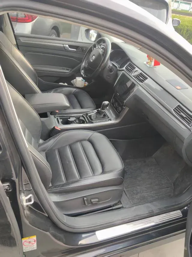 2016 Volkswagen Passat 1.8T 180HP L4 7DCT,autocango,china used car exporter,china ev exporter,chinese used car exporter,chinese used ev exporter