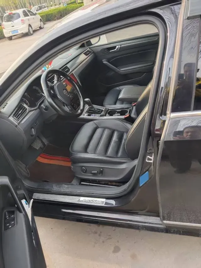 2016 Volkswagen Passat 1.8T 180HP L4 7DCT,autocango,china used car exporter,china ev exporter,chinese used car exporter,chinese used ev exporter