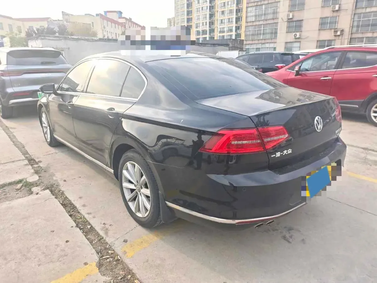 2018 Volkswagen Magotan 1.8T 180HP L4 7DCT,autocango,china used car exporter,china ev exporter,chinese used car exporter,chinese used ev exporter