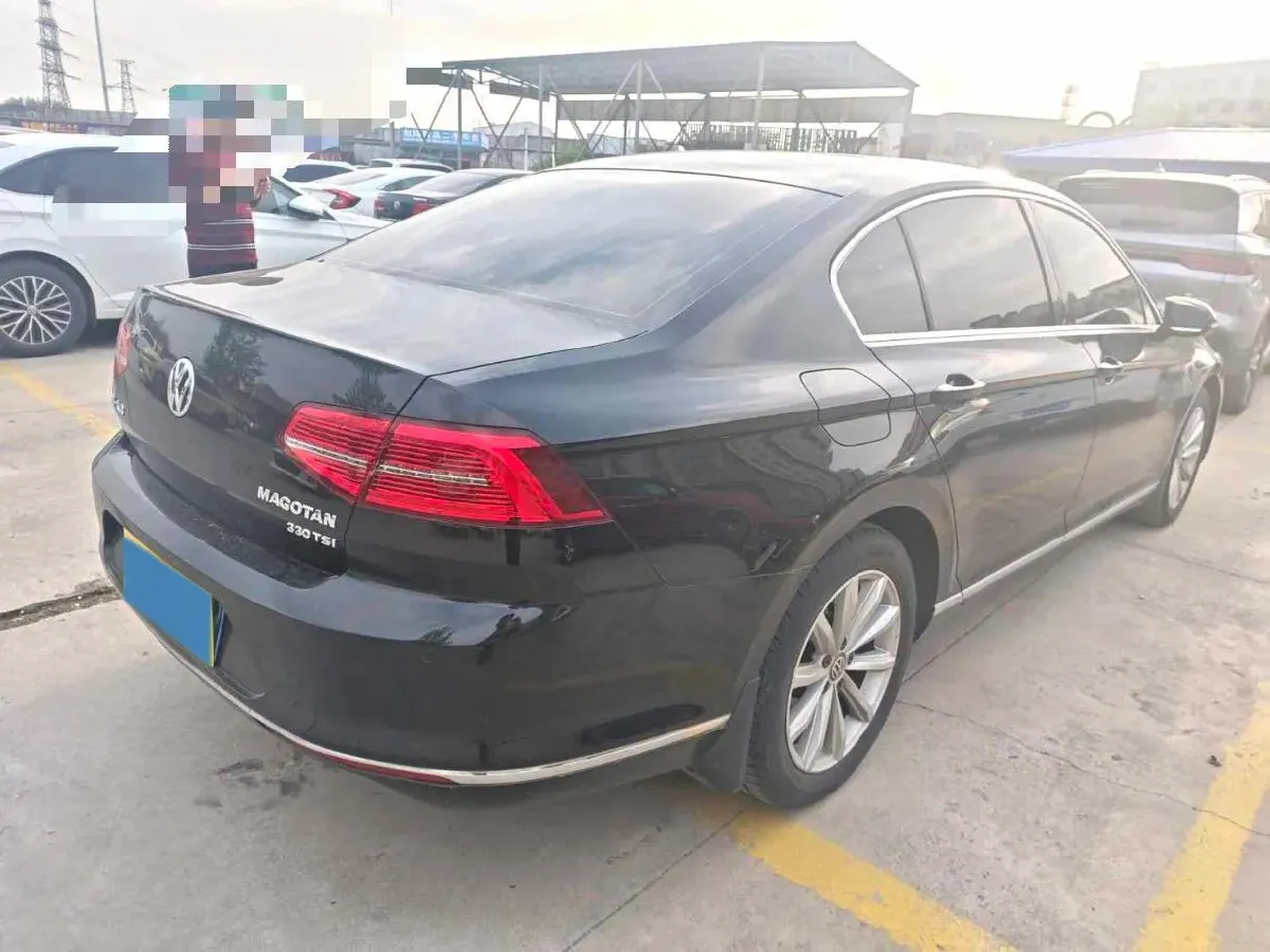 2018 Volkswagen Magotan 1.8T 180HP L4 7DCT,autocango,china used car exporter,china ev exporter,chinese used car exporter,chinese used ev exporter