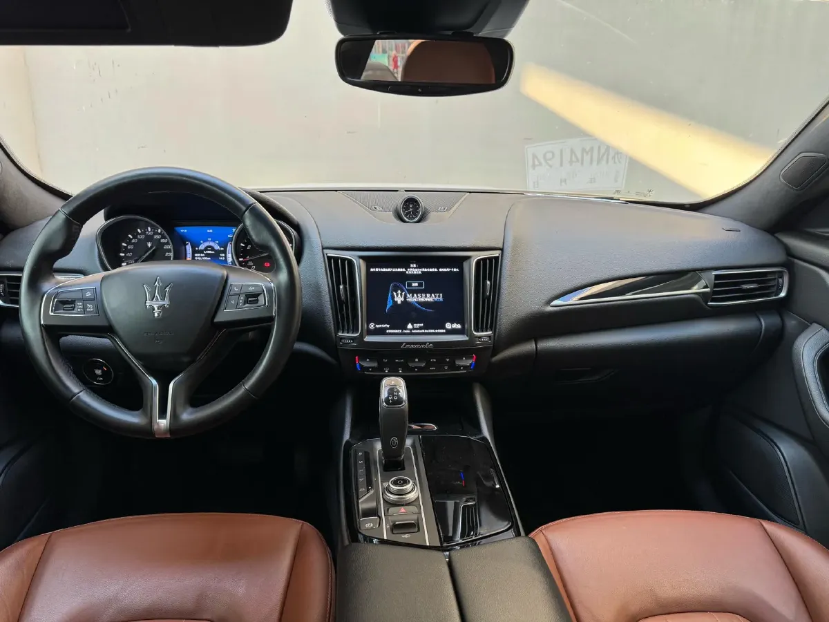 2018 Jaguar XJ 3.0T 340HP V6 8AT,autocango,china used car exporter,china ev exporter,chinese used car exporter,chinese used ev exporter