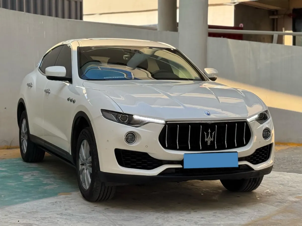 2018 Jaguar XJ 3.0T 340HP V6 8AT,autocango,china used car exporter,china ev exporter,chinese used car exporter,chinese used ev exporter