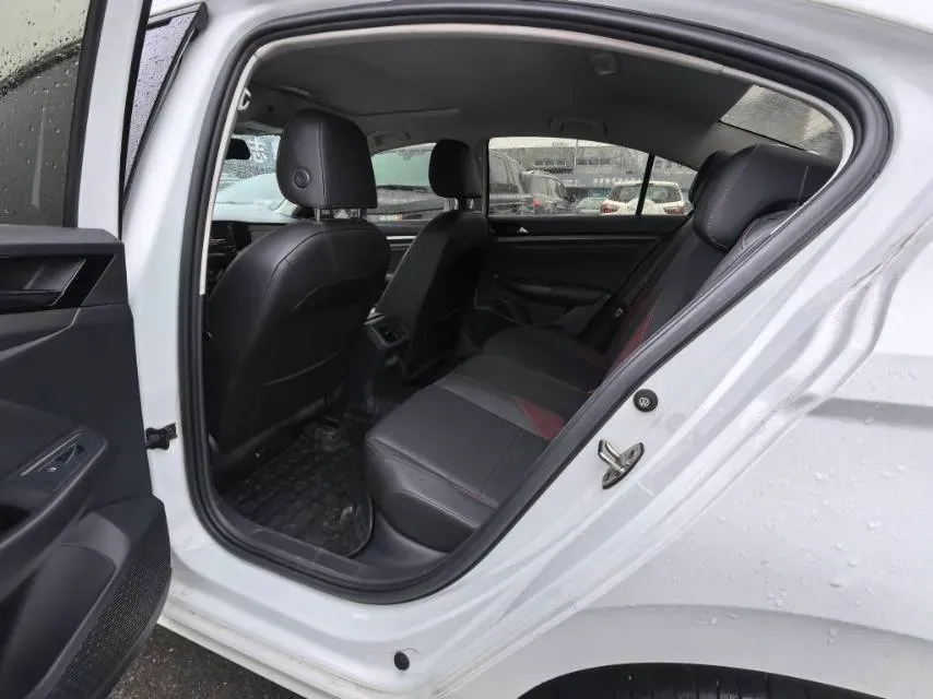 2021 Volkswagen Bora 1.5L 113HP L4 6AT,autocango,china used car exporter,china ev exporter,chinese used car exporter,chinese used ev exporter