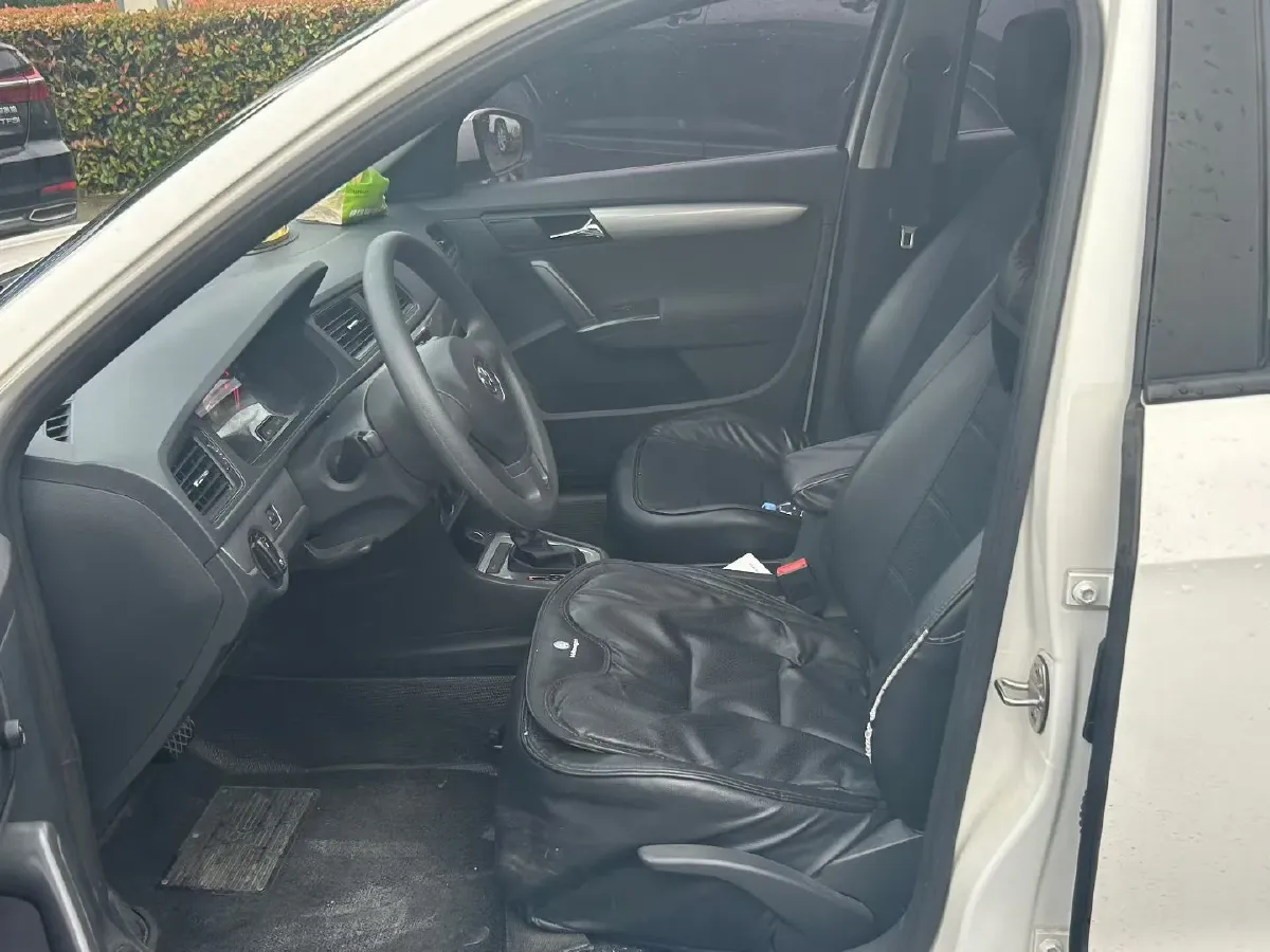 2013 Volkswagen Lavida 1.6L 110HP L4 6AT,autocango,china used car exporter,china ev exporter,chinese used car exporter,chinese used ev exporter