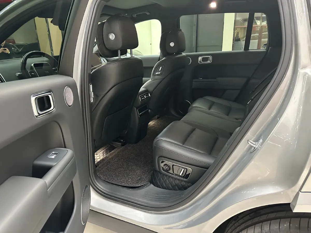 2023 Li L7 Range Extended 154HP REEV 40.9KWH,autocango,china used car exporter,china ev exporter,chinese used car exporter,chinese used ev exporter