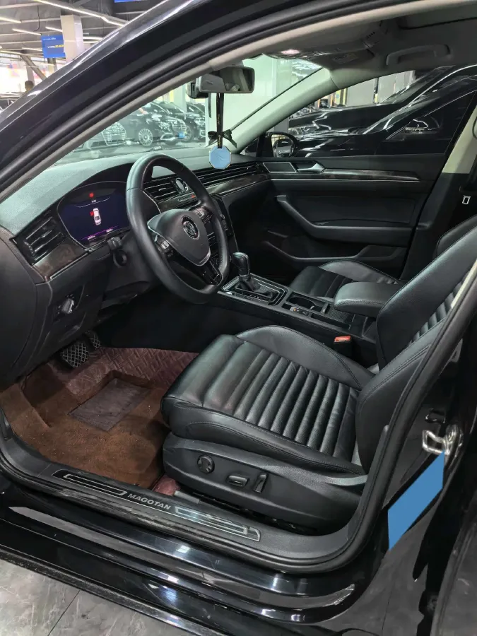 2019 Chevrolet Malibu XL 2.0T 241HP L4 9AT,autocango,china used car exporter,china ev exporter,chinese used car exporter,chinese used ev exporter