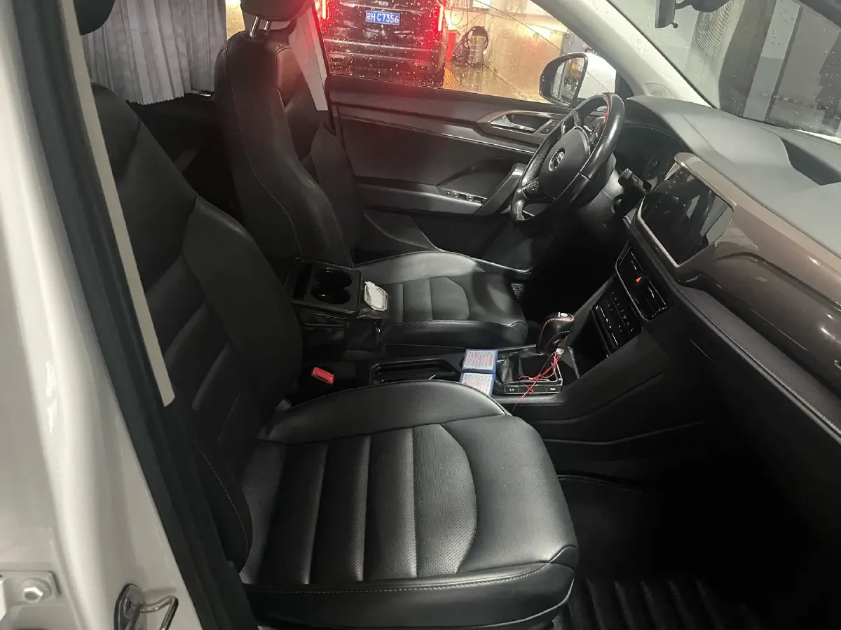 2021 Volkswagen Tharu 1.4T 150HP L4 7DCT,autocango,china used car exporter,china ev exporter,chinese used car exporter,chinese used ev exporter