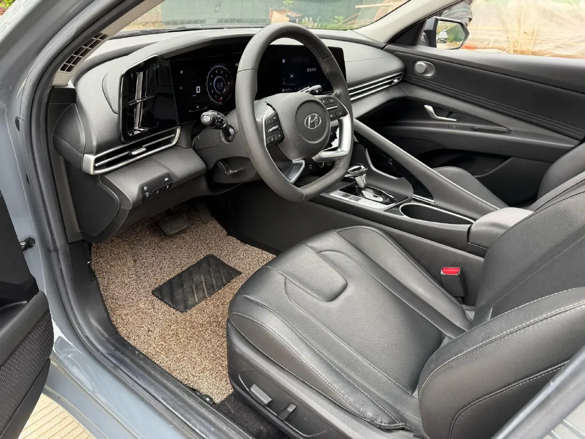 2021 Hyundai Elantra 1.5L 115HP L4 CVT,autocango,china used car exporter,china ev exporter,chinese used car exporter,chinese used ev exporter