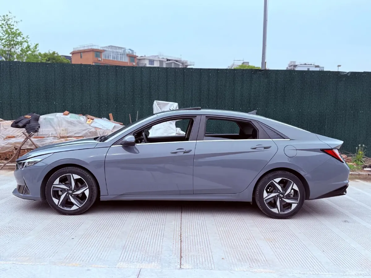 2021 Hyundai Elantra 1.5L 115HP L4 CVT,autocango,china used car exporter,china ev exporter,chinese used car exporter,chinese used ev exporter