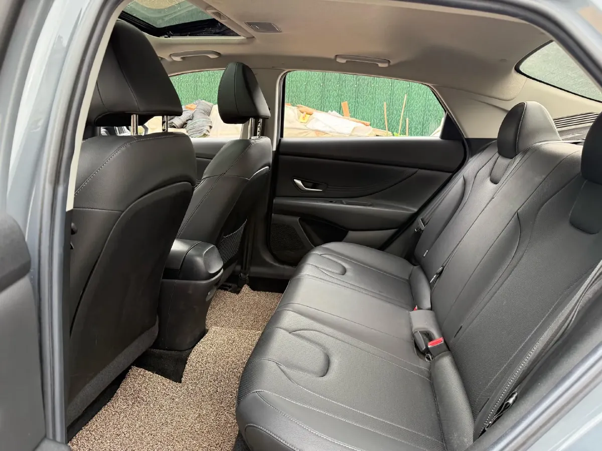 2021 Hyundai Elantra 1.5L 115HP L4 CVT,autocango,china used car exporter,china ev exporter,chinese used car exporter,chinese used ev exporter