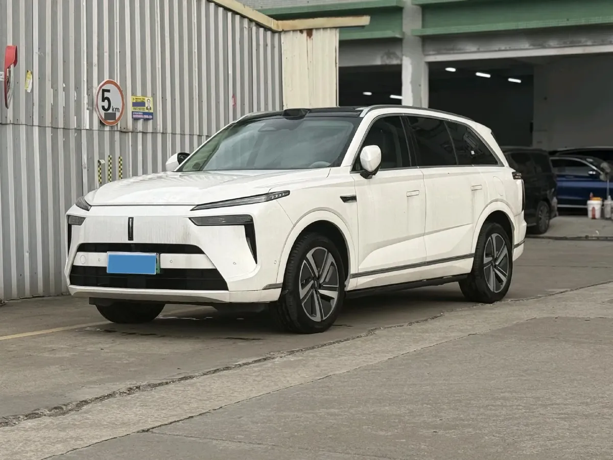 2025 WEY BlueMountain 1.5T 170HP L4 4DHT PHEV 44.5KWH,autocango,china used car exporter,china ev exporter,chinese used car exporter,chinese used ev exporter