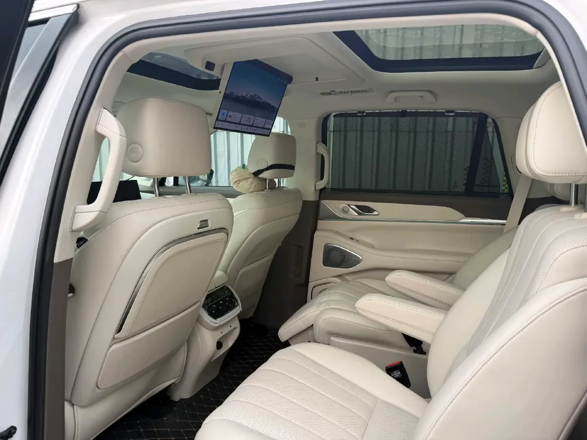 2025 WEY BlueMountain 1.5T 170HP L4 4DHT PHEV 44.5KWH,autocango,china used car exporter,china ev exporter,chinese used car exporter,chinese used ev exporter