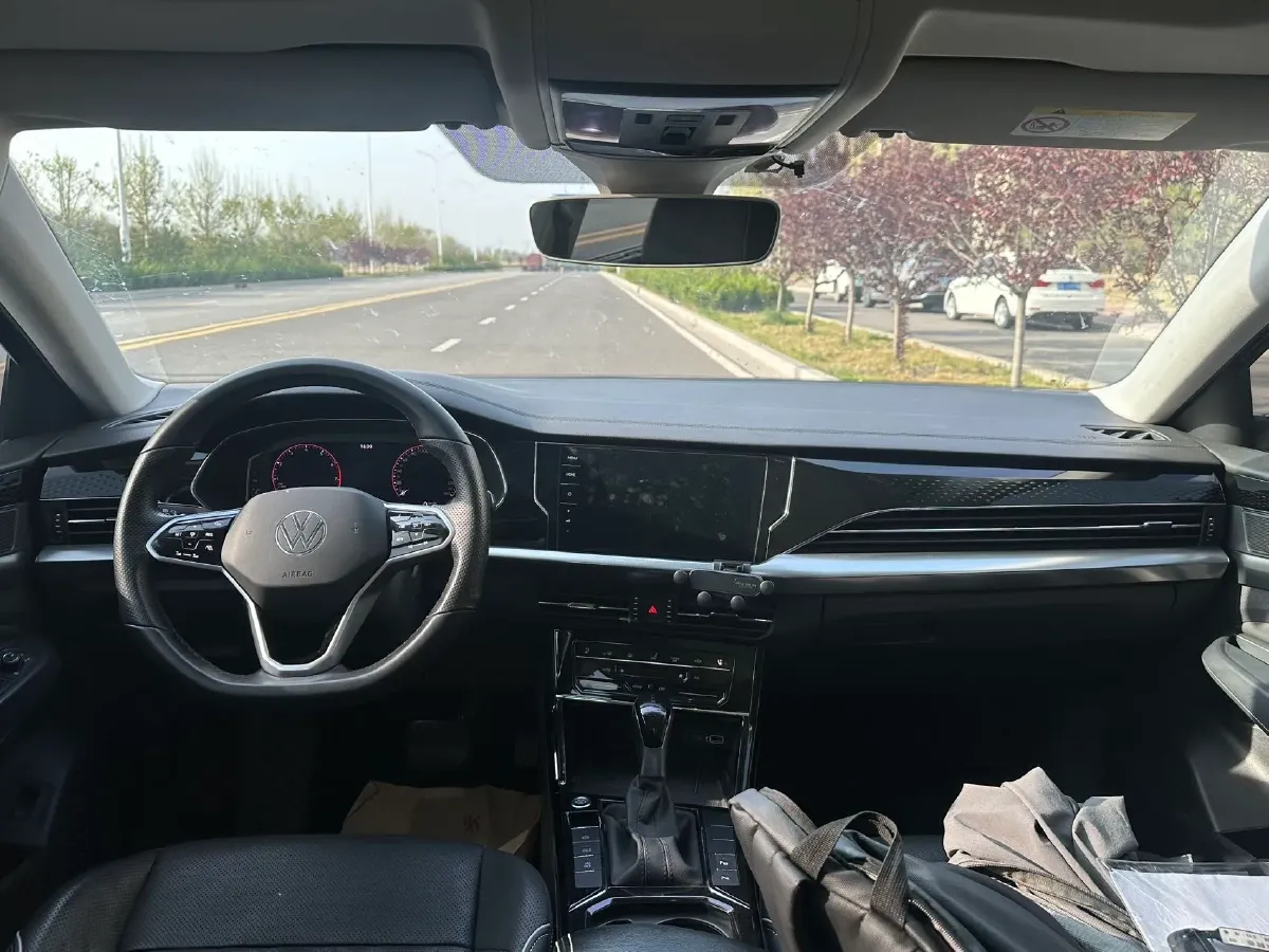 2022 Xpeng P7 BEV 60.2KWH,autocango,china used car exporter,china ev exporter,chinese used car exporter,chinese used ev exporter