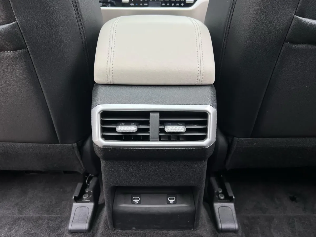 2023 Kia Sportage 1.5T 200HP L4 8AT,autocango,china used car exporter,china ev exporter,chinese used car exporter,chinese used ev exporter