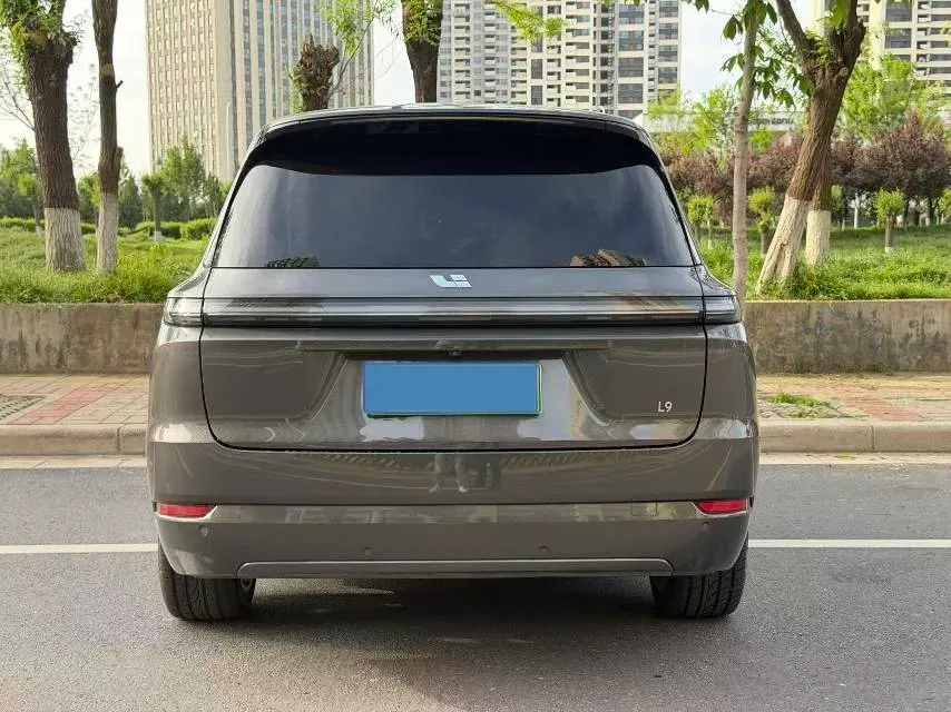 2022 Li L9 Range Extended 154HP REEV 42.6KWH,autocango,china used car exporter,china ev exporter,chinese used car exporter,chinese used ev exporter