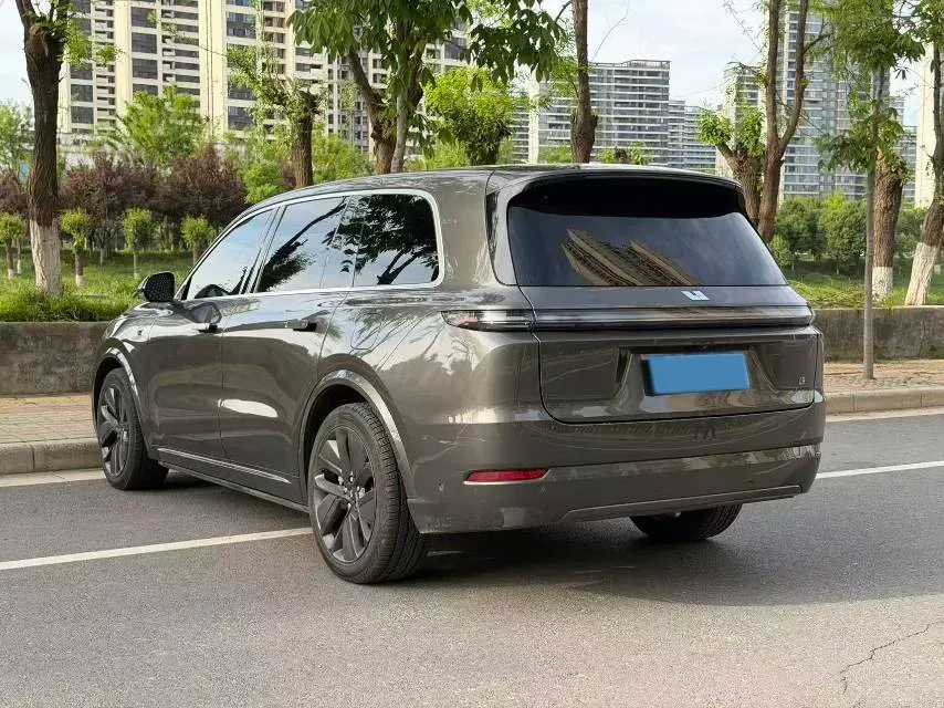 2022 Li L9 Range Extended 154HP REEV 42.6KWH,autocango,china used car exporter,china ev exporter,chinese used car exporter,chinese used ev exporter