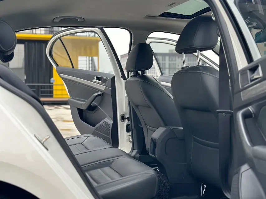 2015 Volkswagen Lavida 1.6L 110HP L4 6AT,autocango,china used car exporter,china ev exporter,chinese used car exporter,chinese used ev exporter