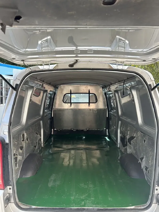 2021 WuLing RongGuang 1.5L 99HP L4 5MT,autocango,china used car exporter,china ev exporter,chinese used car exporter,chinese used ev exporter