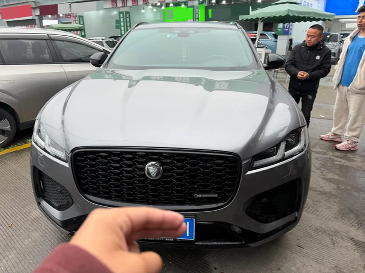 2022 Jaguar F-PACE 2.0T 250HP L4 8AT,autocango,china used car exporter,china ev exporter,chinese used car exporter,chinese used ev exporter