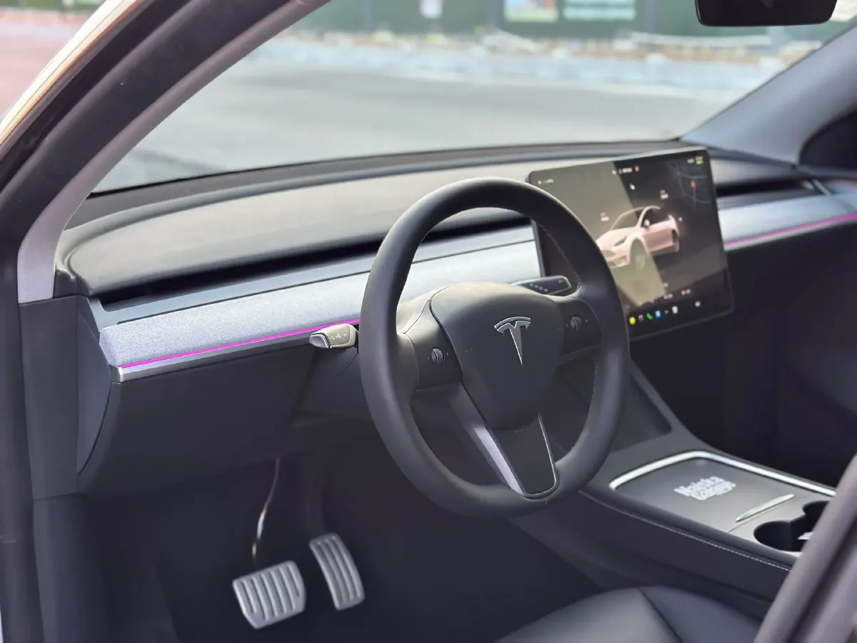 2024 Iveco OuSheng BEV 77.28KWH,autocango,china used car exporter,china ev exporter,chinese used car exporter,chinese used ev exporter