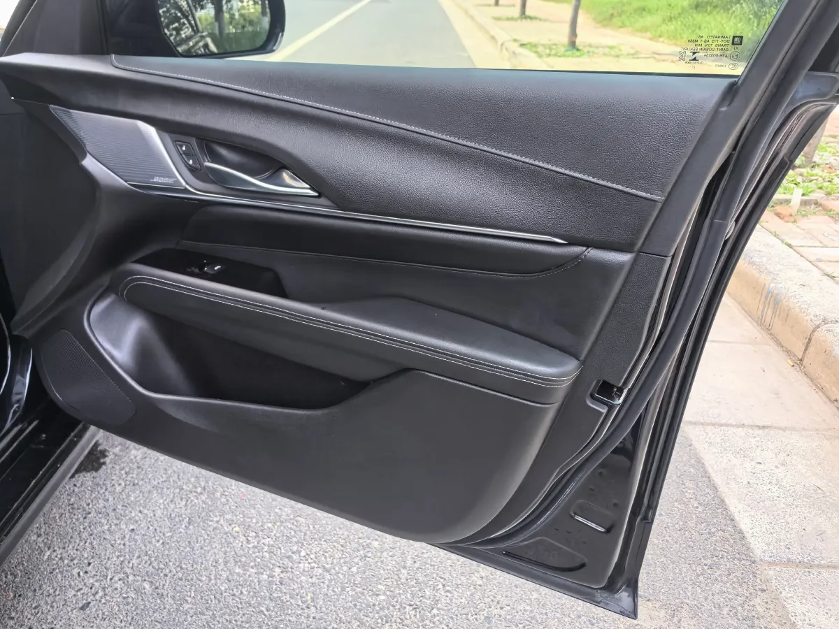 2022 Cadillac CT4 2.0T 237HP L4 8AT,autocango,china used car exporter,china ev exporter,chinese used car exporter,chinese used ev exporter