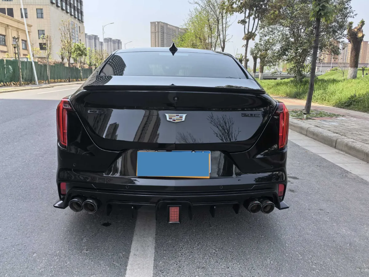 2022 Cadillac CT4 2.0T 237HP L4 8AT,autocango,china used car exporter,china ev exporter,chinese used car exporter,chinese used ev exporter