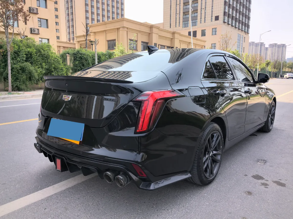 2022 Cadillac CT4 2.0T 237HP L4 8AT,autocango,china used car exporter,china ev exporter,chinese used car exporter,chinese used ev exporter