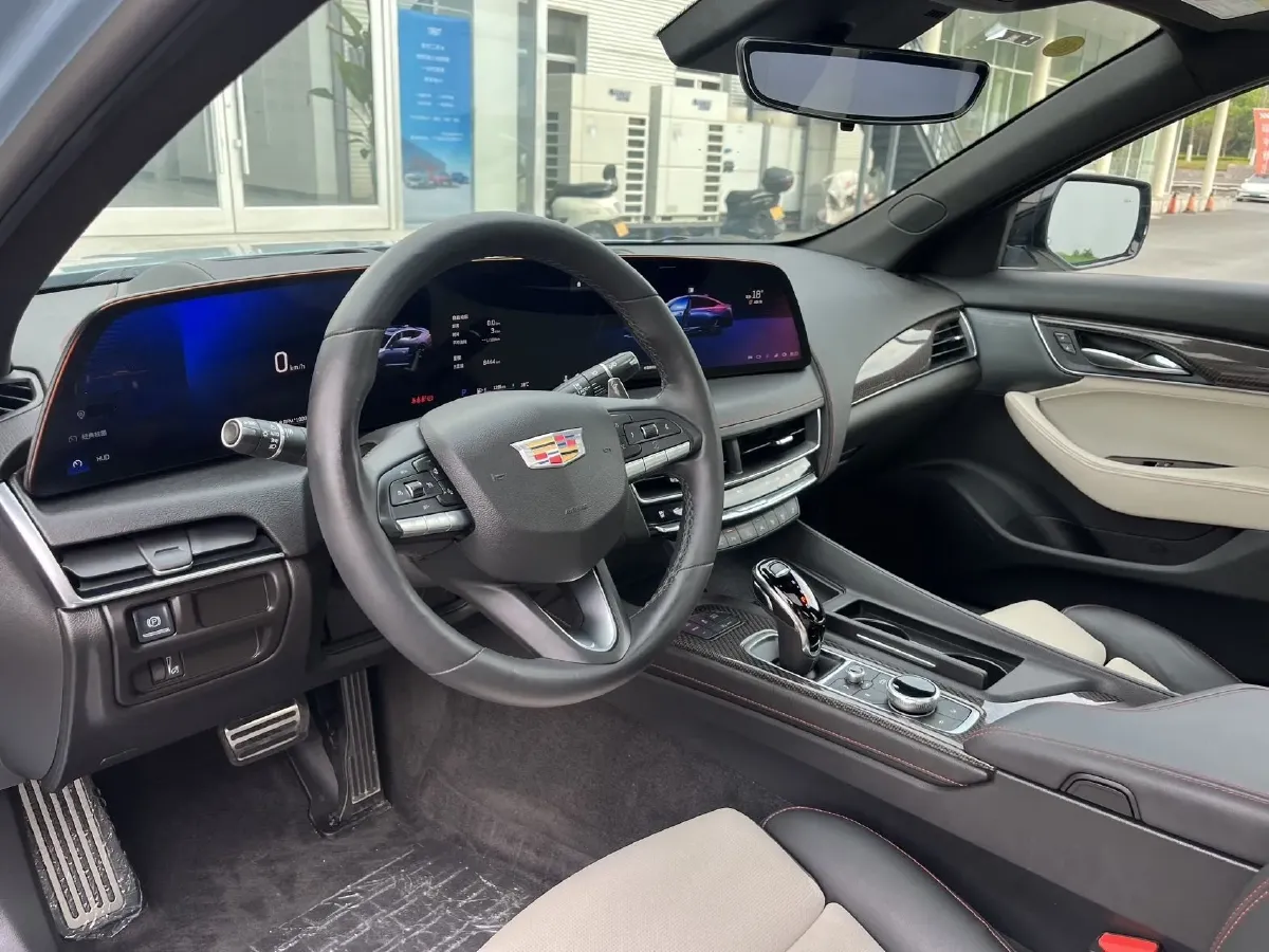 2025 Cadillac CT5 2.0T 237HP L4 10AT,autocango,china used car exporter,china ev exporter,chinese used car exporter,chinese used ev exporter