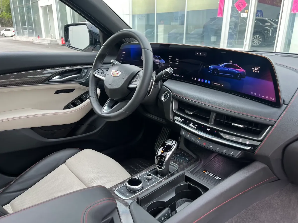2025 Cadillac CT5 2.0T 237HP L4 10AT,autocango,china used car exporter,china ev exporter,chinese used car exporter,chinese used ev exporter