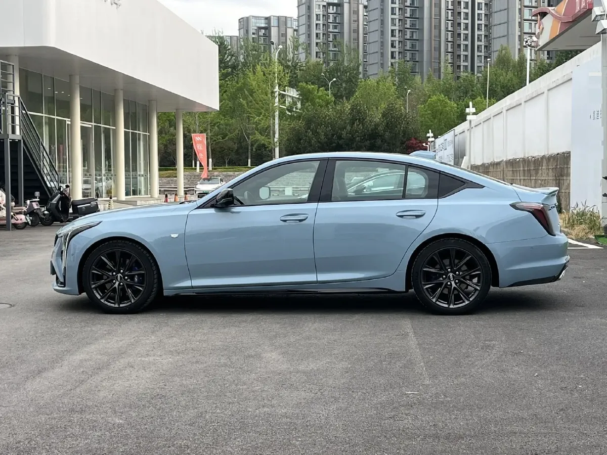 2025 Cadillac CT5 2.0T 237HP L4 10AT,autocango,china used car exporter,china ev exporter,chinese used car exporter,chinese used ev exporter