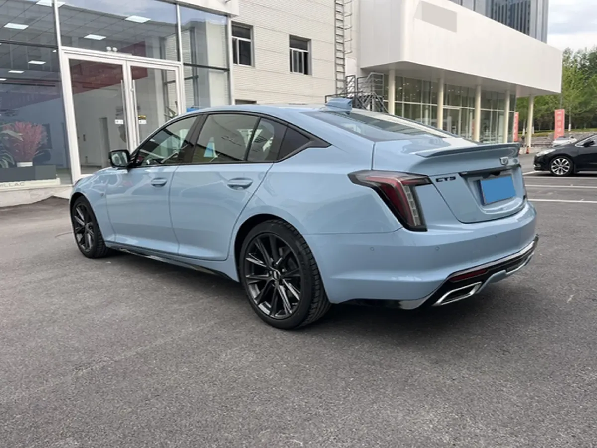 2025 Cadillac CT5 2.0T 237HP L4 10AT,autocango,china used car exporter,china ev exporter,chinese used car exporter,chinese used ev exporter