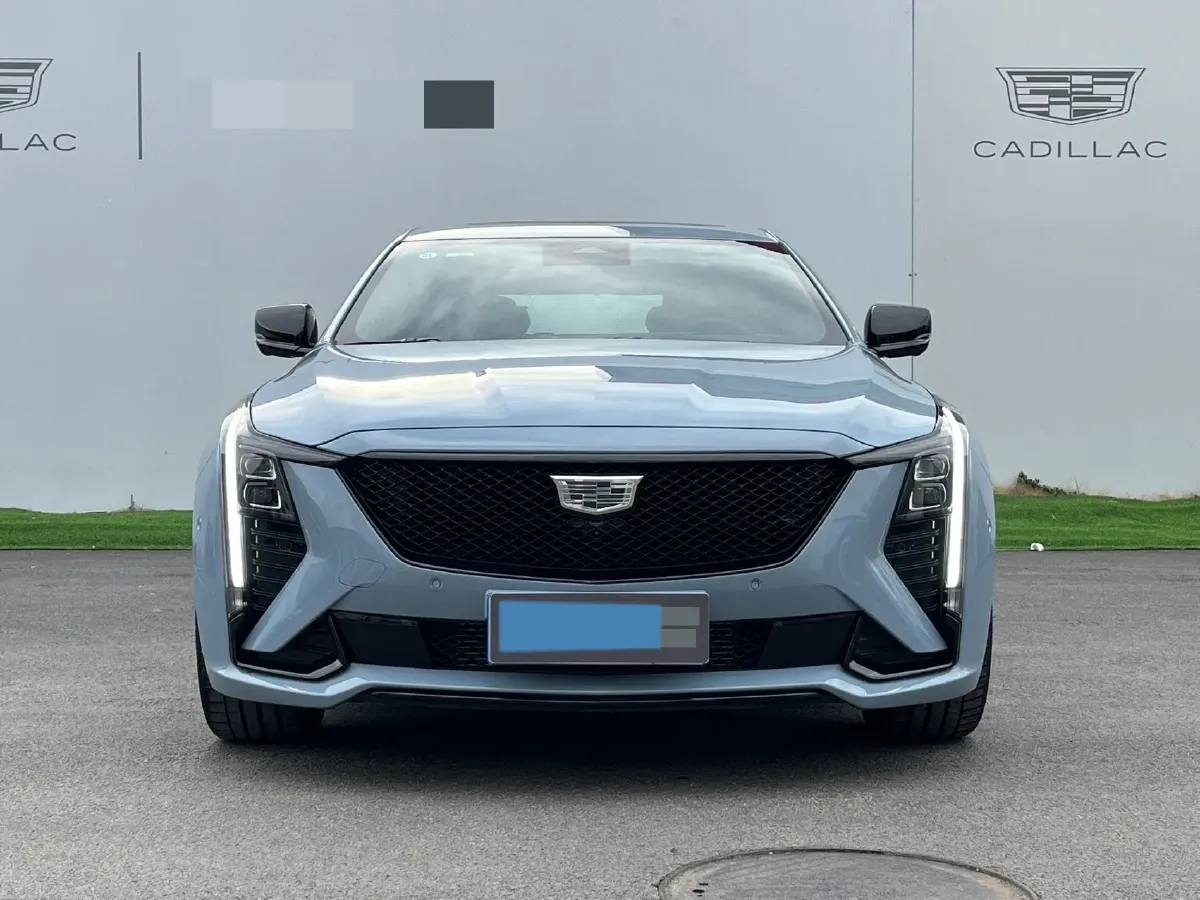 2025 Cadillac CT5 2.0T 237HP L4 10AT,autocango,china used car exporter,china ev exporter,chinese used car exporter,chinese used ev exporter