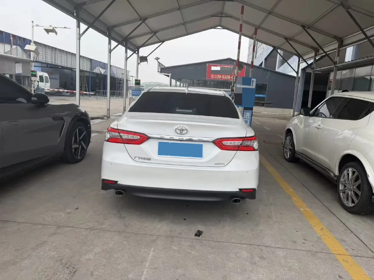 2021 Toyota Camry 2.0L 178HP L4 CVT,autocango,china used car exporter,china ev exporter,chinese used car exporter,chinese used ev exporter