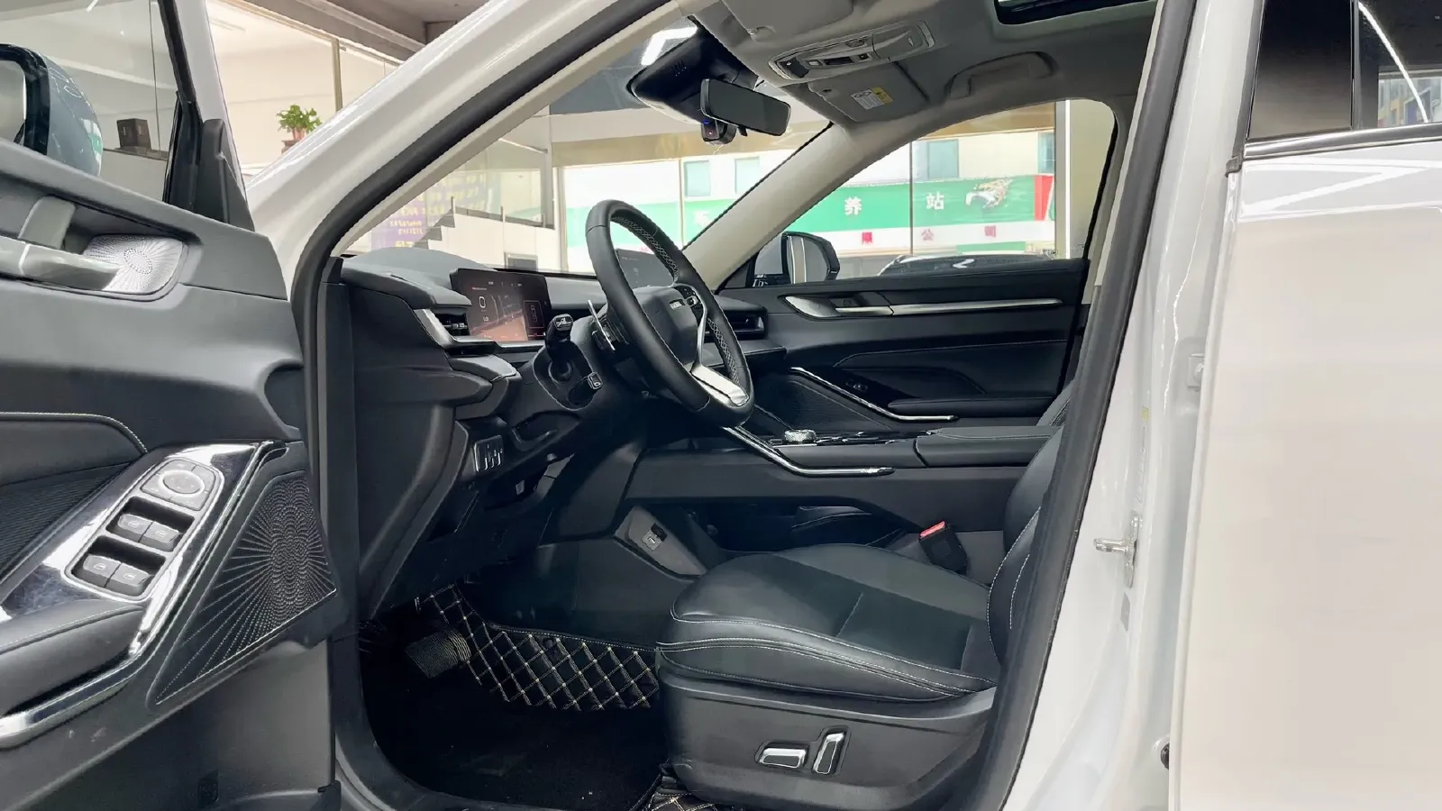 2021 Haval H6 2.0T 211HP L4 7DCT,autocango,china used car exporter,china ev exporter,chinese used car exporter,chinese used ev exporter