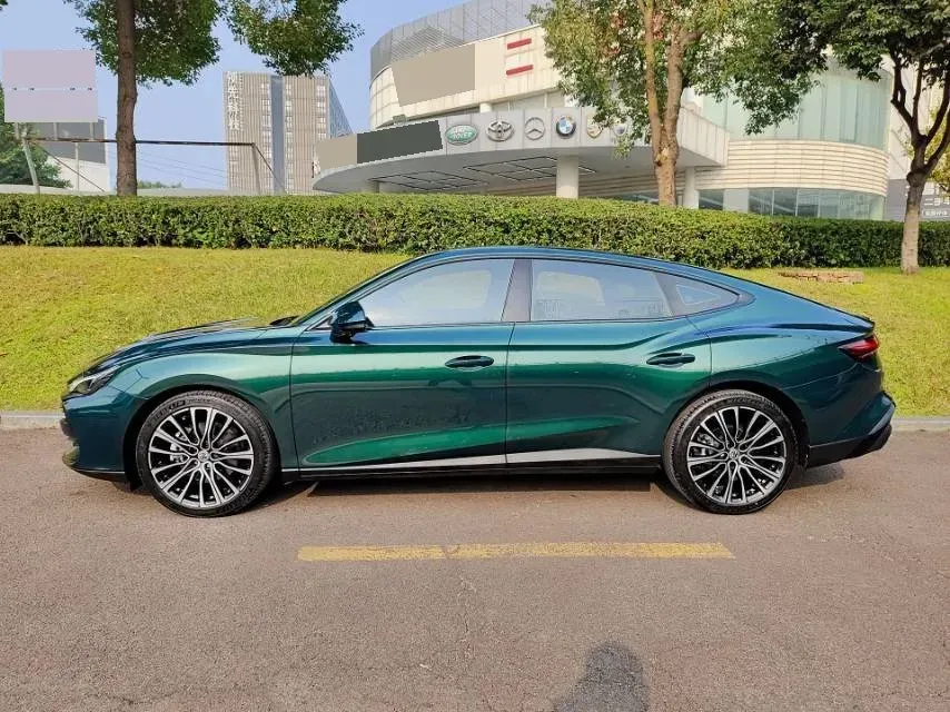 2023 MG 7 1.5T 188HP L4 7DCT,autocango,china used car exporter,china ev exporter,chinese used car exporter,chinese used ev exporter