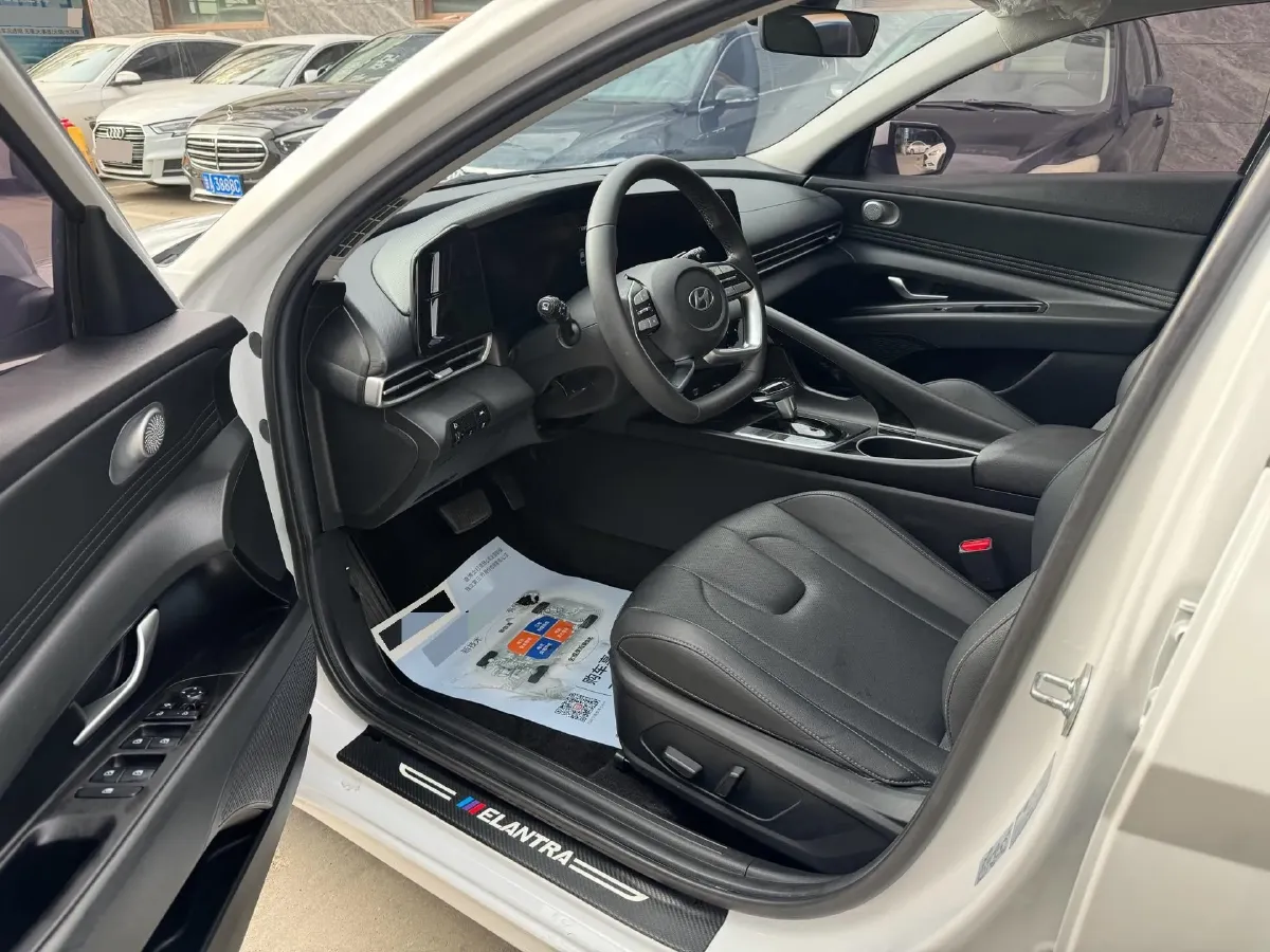 2021 Hyundai Elantra 1.5L 115HP L4 CVT,autocango,china used car exporter,china ev exporter,chinese used car exporter,chinese used ev exporter
