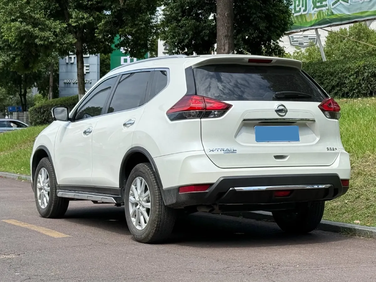 2022 Nissan X-Trail 2.0L 151HP L4 CVT,autocango,china used car exporter,china ev exporter,chinese used car exporter,chinese used ev exporter