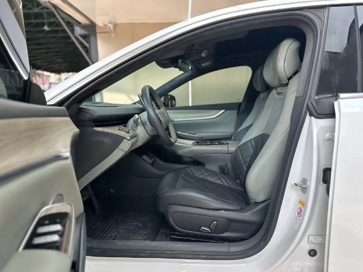 2023 ChangAn QiYuan A07 1.5L 95HP L4 REEV 28.4KWH,autocango,china used car exporter,china ev exporter,chinese used car exporter,chinese used ev exporter