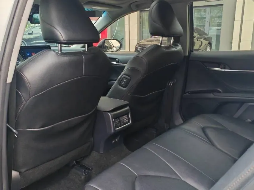 2021 Toyota Camry 2.5L 178HP L4 E-CVT Hybrid,autocango,china used car exporter,china ev exporter,chinese used car exporter,chinese used ev exporter