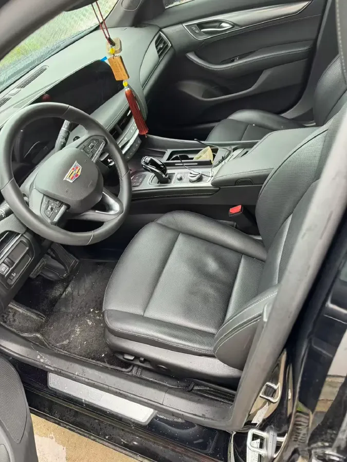 2024 Cadillac CT5 2.0T 237HP L4 10AT,autocango,china used car exporter,china ev exporter,chinese used car exporter,chinese used ev exporter