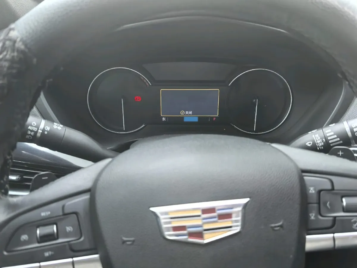 2020 Cadillac XT4 2.0T 241HP L4 9AT,autocango,china used car exporter,china ev exporter,chinese used car exporter,chinese used ev exporter