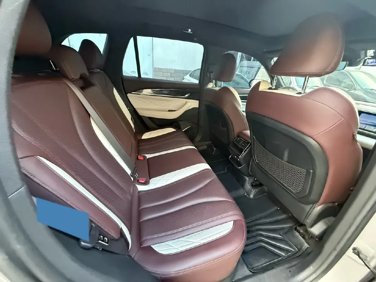 2021 Geely Monjaro 2.0T 218HP L4 7DCT,autocango,china used car exporter,china ev exporter,chinese used car exporter,chinese used ev exporter