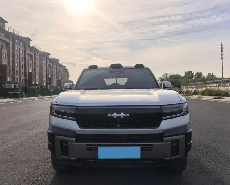 2025 FangChengBao Bao 8 2.0T 245HP L4 E-CVT PHEV 36.8KWH,autocango,china used car exporter,china ev exporter,chinese used car exporter,chinese used ev exporter
