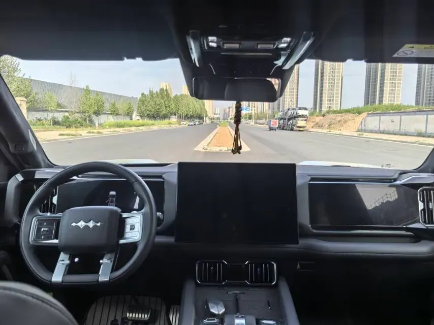 2025 FangChengBao Bao 8 2.0T 245HP L4 E-CVT PHEV 36.8KWH,autocango,china used car exporter,china ev exporter,chinese used car exporter,chinese used ev exporter