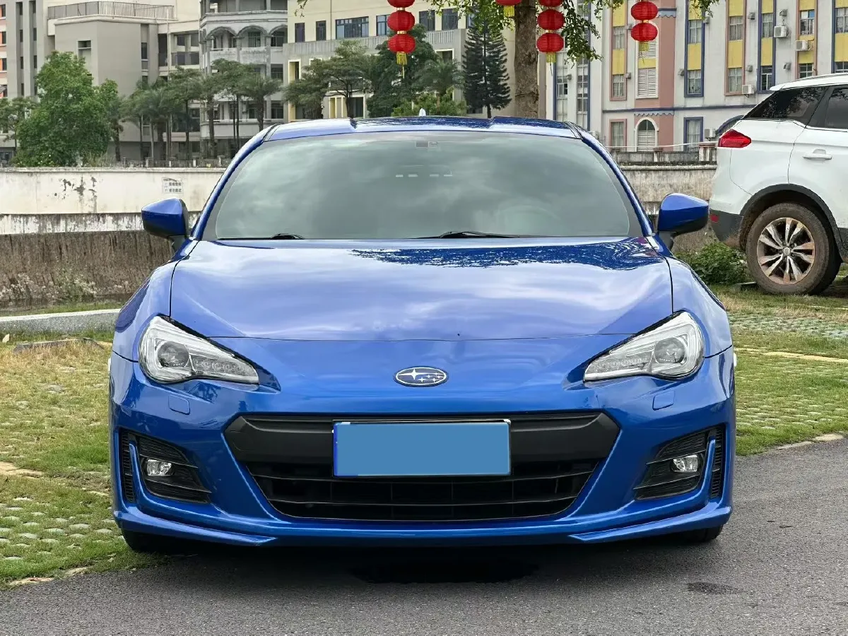 2019 MINI CLUBMAN 1.5T 136HP L3 6AT,autocango,china used car exporter,china ev exporter,chinese used car exporter,chinese used ev exporter