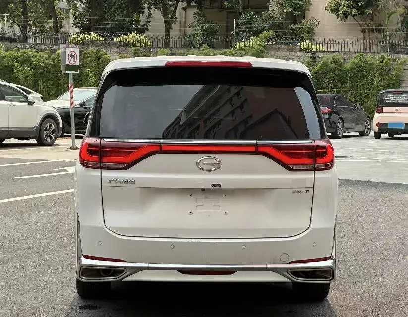 2021 GAC Trumpchi M8 2.0T 252HP L4 8AT,autocango,china used car exporter,china ev exporter,chinese used car exporter,chinese used ev exporter