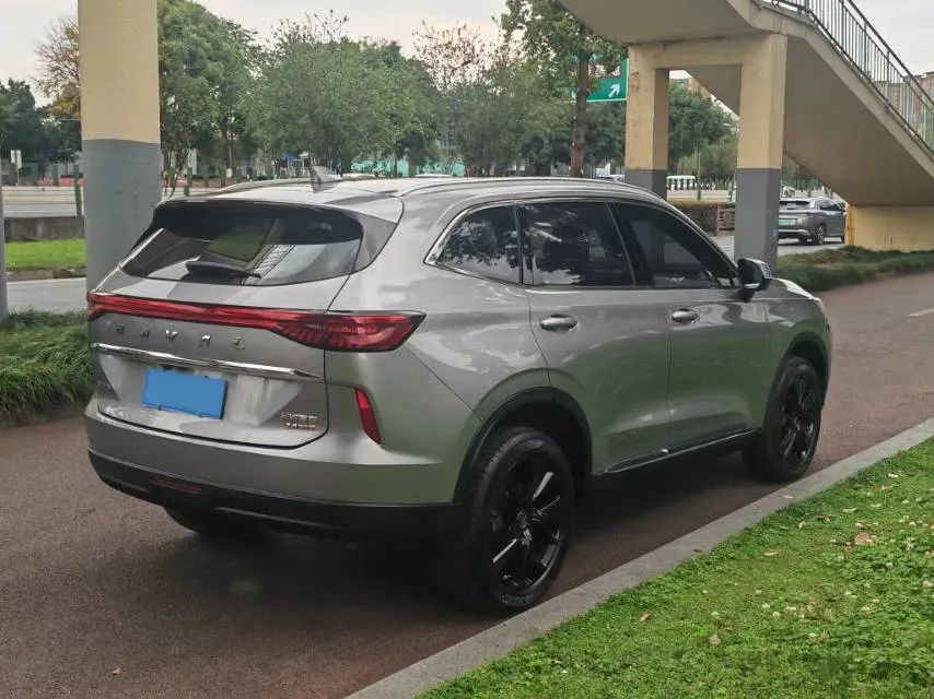 2021 Haval H6 2.0T 211HP L4 7DCT,autocango,china used car exporter,china ev exporter,chinese used car exporter,chinese used ev exporter